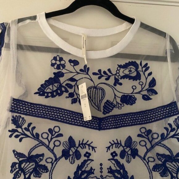 Anthropologie Sheer embroidered shirt - Picture 3 of 3